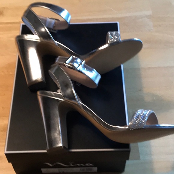 Nina sandals - Picture 4 of 6